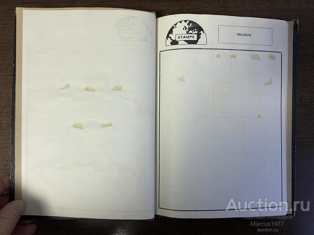 Старинный зарубежный альбом для марок. 40 листов