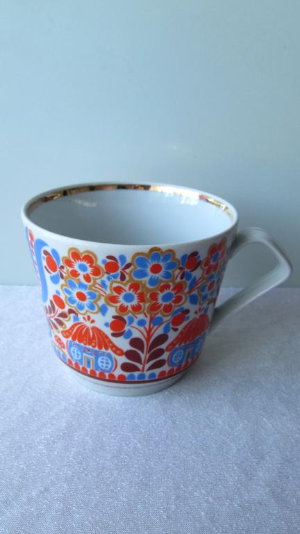 Кружка фарфор Киевский экспериментальный керамико-художественный завод. Трещина