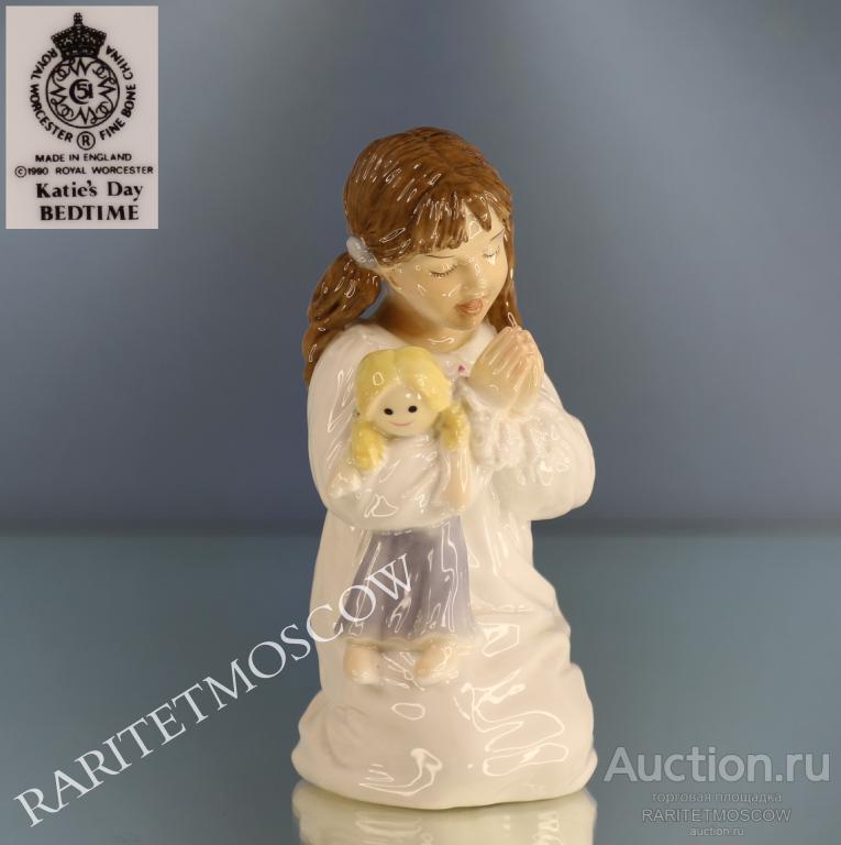Девочка кукла статуэтка фарфор роспись Royal Worcester Англия 2
