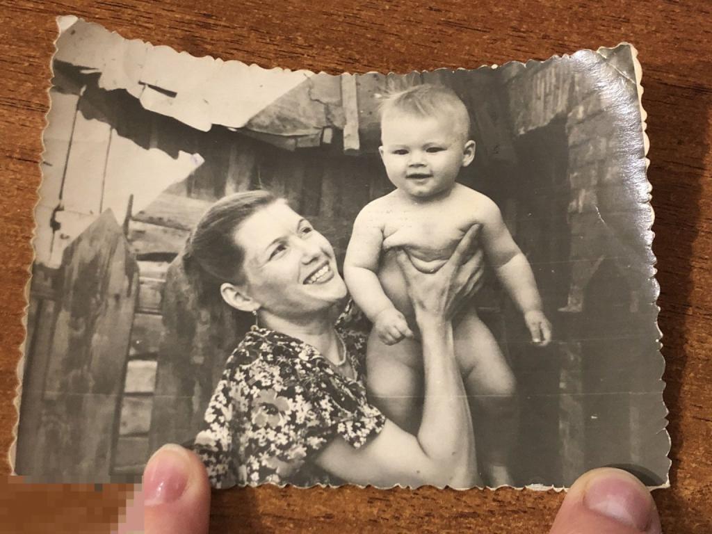 ФОТО *МАЛЫШ НА РУКАХ У МАМЫ* ЭМОЦИИ, ДЕТИ, УЛЫБКА, РАДОСТЬ, ДЕТИ 