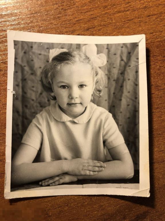 ФОТО *ДЕВОЧКА* ПОРТРЕТ, ПРИЧЕСКА, ДЕТИ, ДЕТСТВО, ЭМОЦИИ 