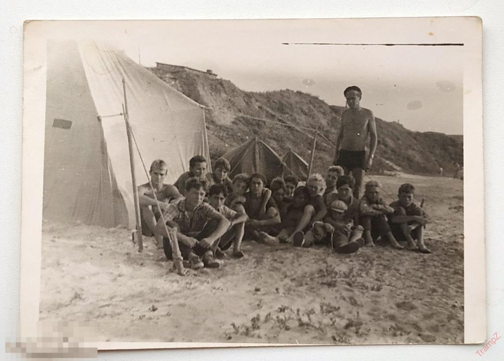 Фотография парни юноши молодежь, туризм поход палатка #107* 