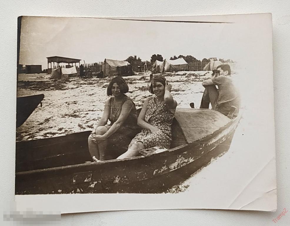 Фотография девушки лодка пляж #108 