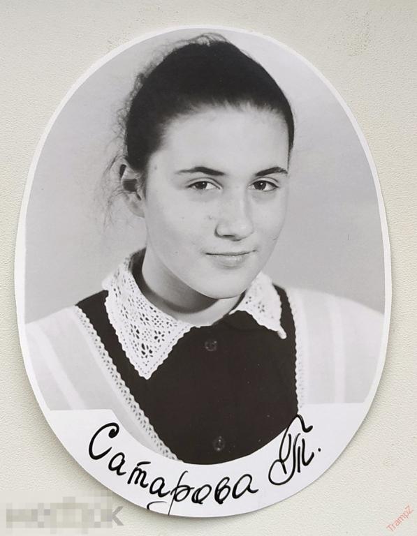 Фотография портрет девушка школьница ученица школа выпускница 1990г #103* 