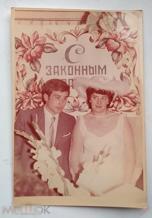 Фотография цветная свадьба жених невест, свадебное платье шляпка букет цветы #96* 