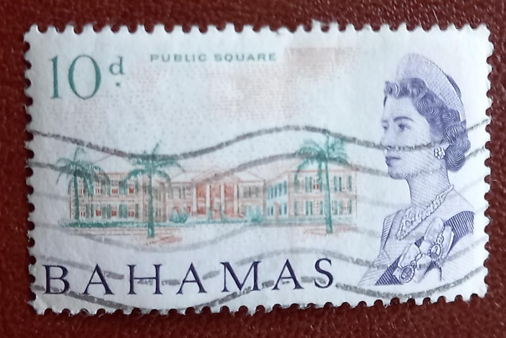 Багамские острова1965 год Общественная площадь- Королева Елизавета II Гаш  Ё