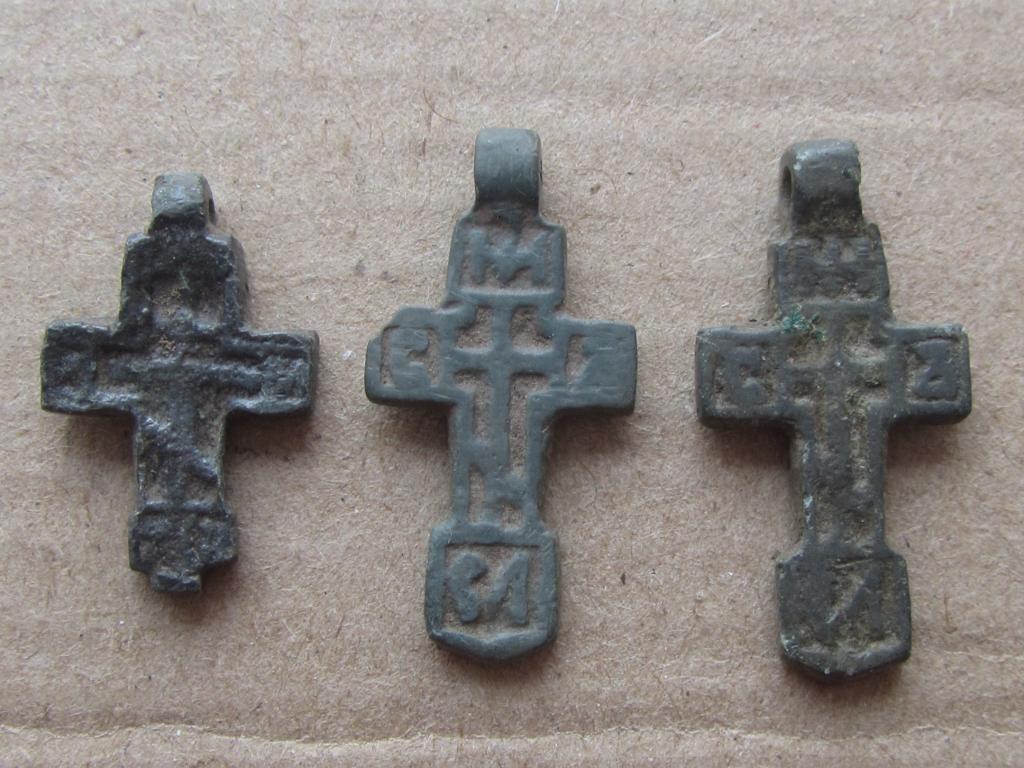 Крестики 14/15 век .М40