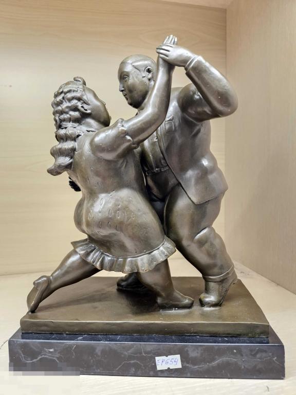 Вальс 654 Танец. Бронза. Статуэтка. Модерн. Ботеро.