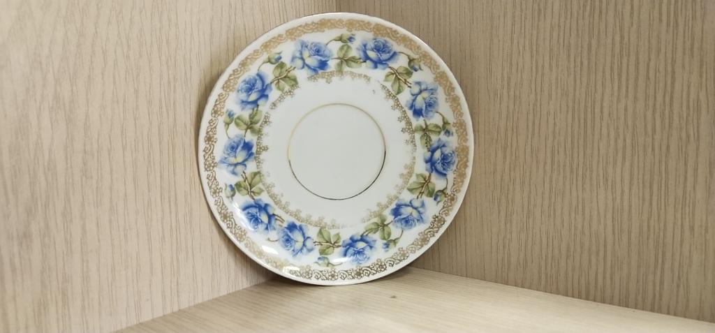 Блюдце " Синяя роза ". Чехословакия. Фарфор. 50-60-е годы