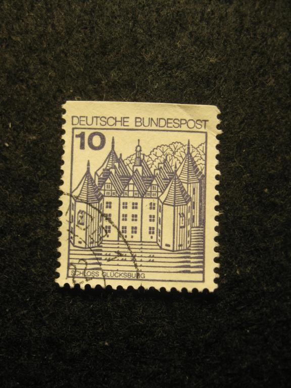 Замок Глюксбург, архитектура, ФРГ, Германия 1977 год, марка стандарт гашеная (3.24)