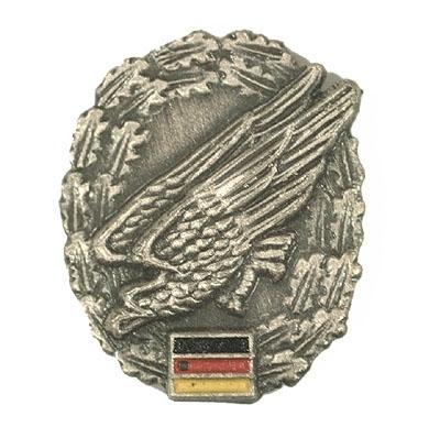 Значок BW cap pin metal para coat of arms