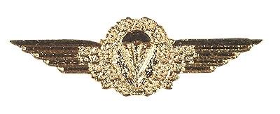 Значок BW cap pin metal FJ jumper badge