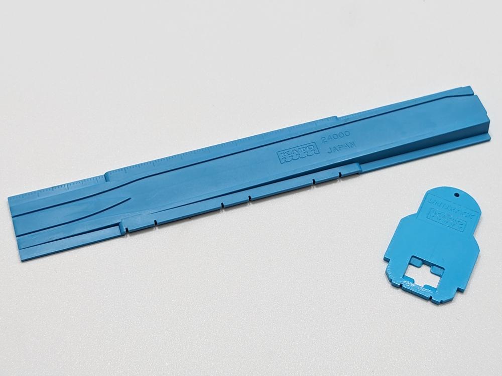 9мм.(N) Kato постановщик на рельсы и NEM шаблон