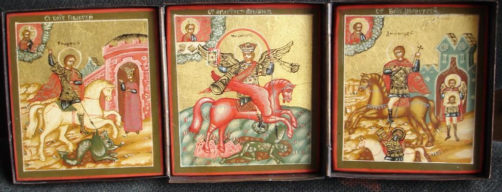 Икона Складень деревянный в латунной оковке. 27,5 см х 10,5 см.