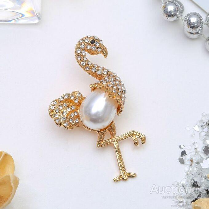 Брошь "Фламинго" жемчужное крыло, цвет белый. Новая.