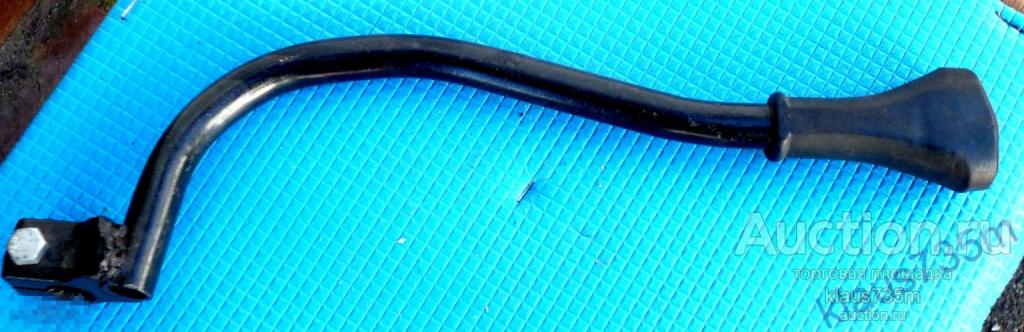 Ручка заводная,рычаг заводной на  мотороллер Муравей в сборе. 