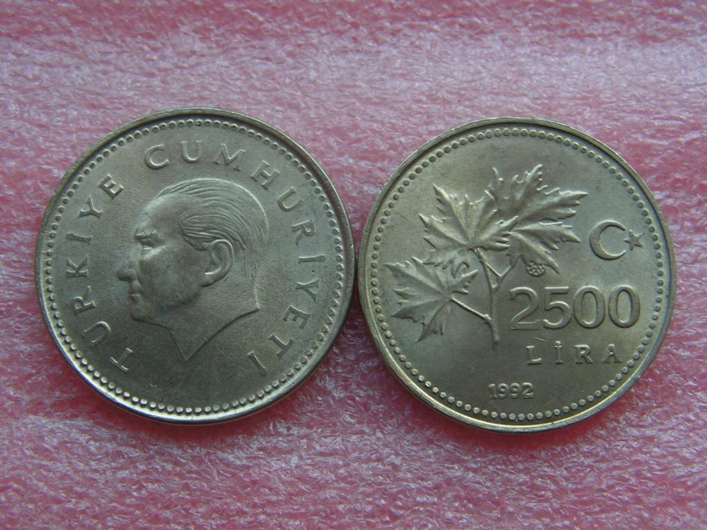 Турция 2500 лир 1992 unc-aunc