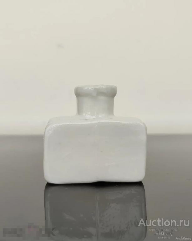 194 Фарфоровая чернильница белая Начало 20 века Германия 