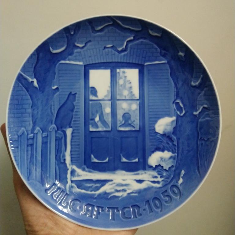 Тарелка Дания 1959 мама девочка кошка рождество фарфор Bing Grendahl