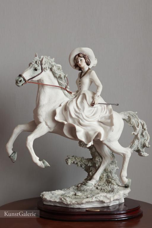 Утренняя прогулка Giuseppe Armani статуэтка Florence Capodimonte 0147F