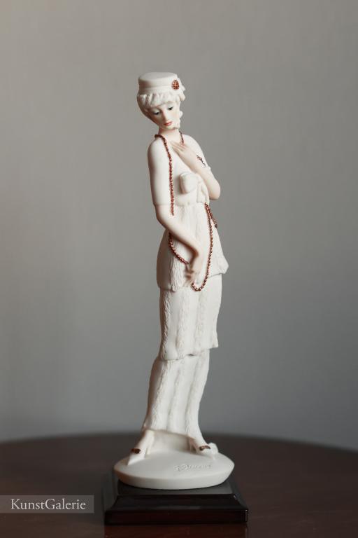 Леди с цепочкой Giuseppe Armani статуэтка Florence Capodimonte 0411F