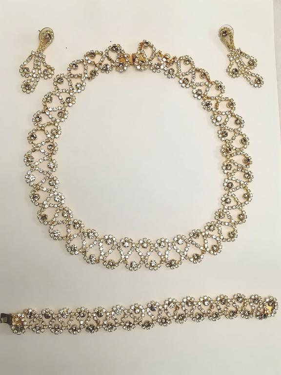 Комплект колье, браслет и серьги, позолота.