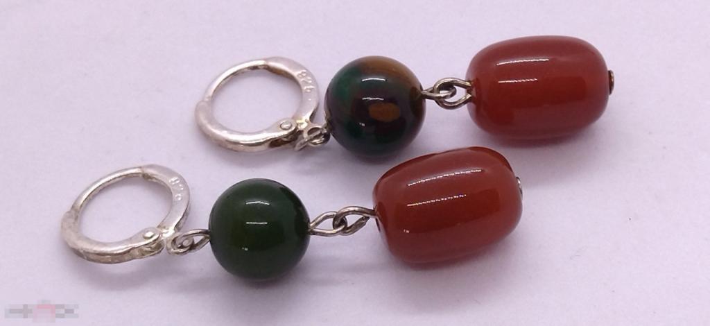 СЕРЬГИ. СЕРЕБРО 925 проба. ЮВЕЛИРНОЕ СТЕКЛО 
