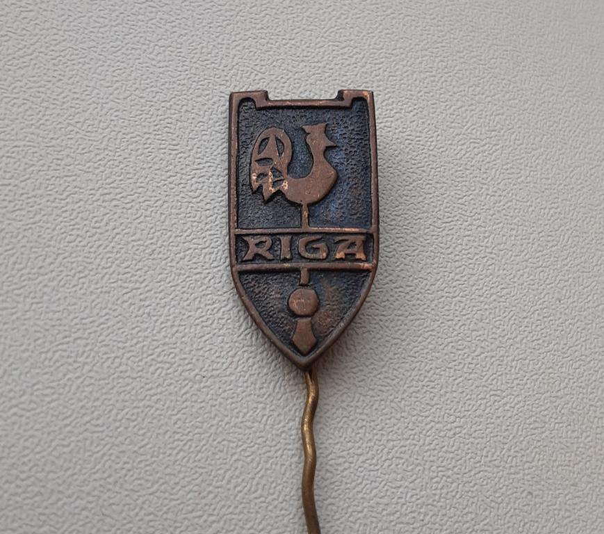 Значок. Булавка. 1975 г. Рига