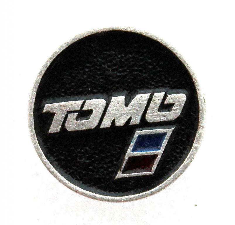 СССР нагрудный знак «ТОМЬ». Торговая марка кассетного магнитофона Томского радиотехнического завода