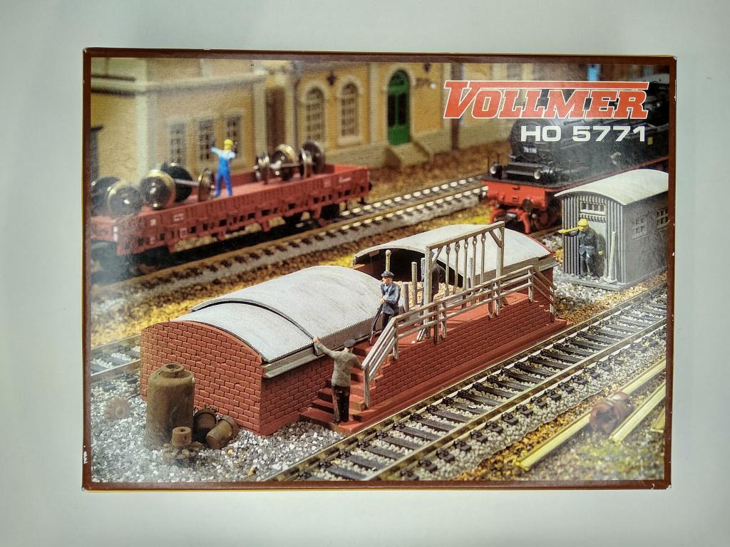 16мм.(HO) Vollmer 5771 хранилище песка,частично собрано