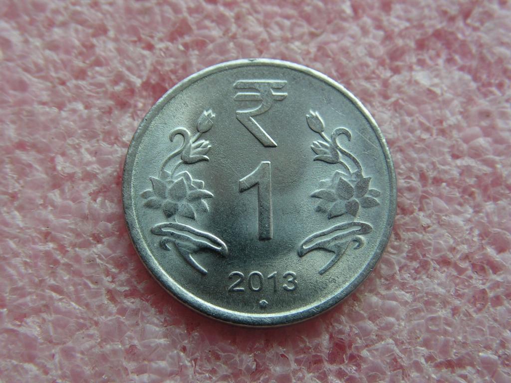 Индия 1 рупия 2013 unc / Нойда
