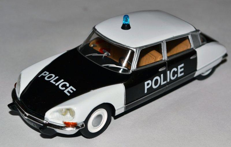 Модель Citroen DS21 Полицейские Машины Мира № 27 1:43 ДеАгостини Полиция Франции