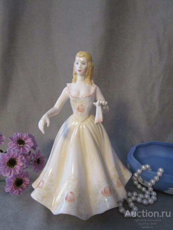 381.  статуэтка EMILY Royal grafton England 1957-1989 гг