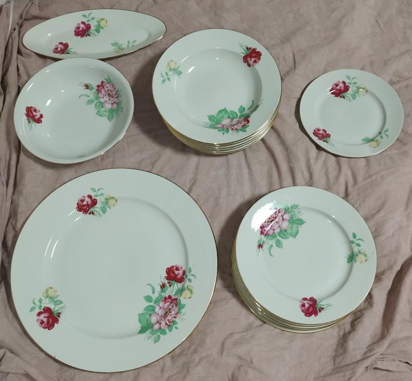 Столовый сервиз Дулево СССР 15 предметов — покупайте на Auction.ru по ...