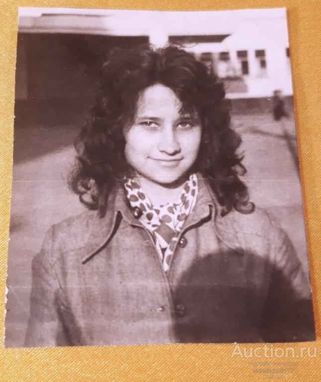 Симпатичная Девочка Школьница. Советское Фото 1970-е годы. 7,5 х 9 см.
