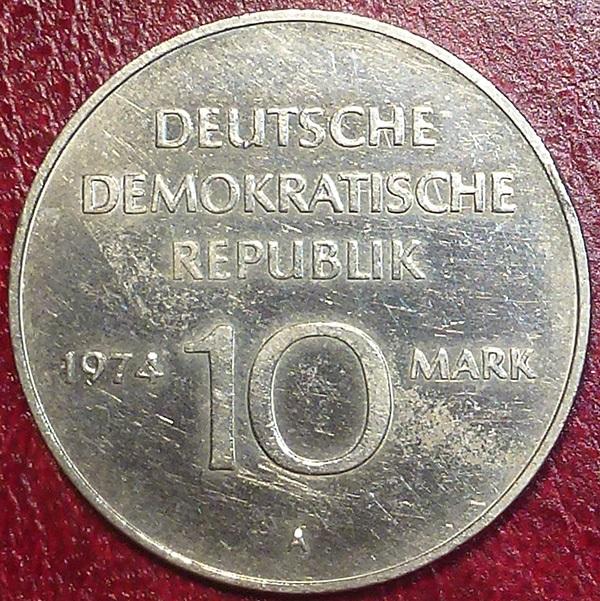 Германия. ГДР 10 марок 1974 года. 25 ЛЕТ ОБРАЗОВАНИЯ ГДР.
