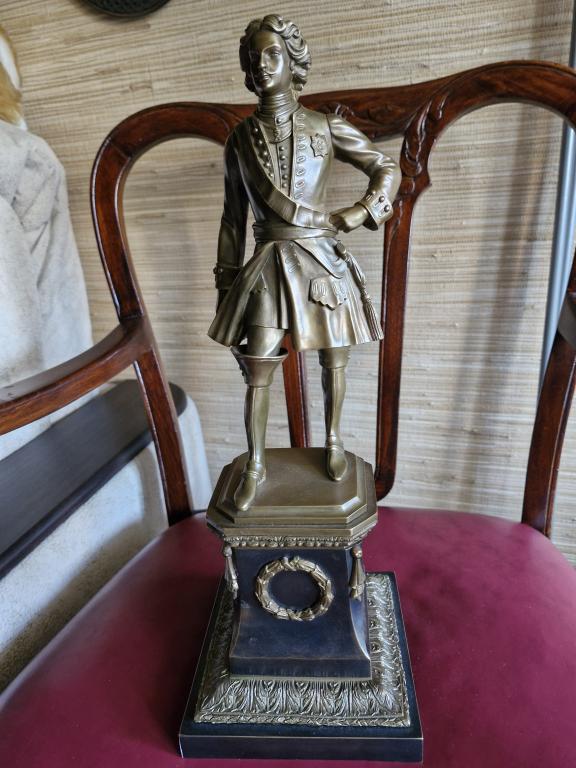 Петр 1. Бронза. Царь. Россия. Император. Состояние