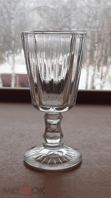 Рюмка лафитник, до 1917 г.  Интересная форма. (О6) 
