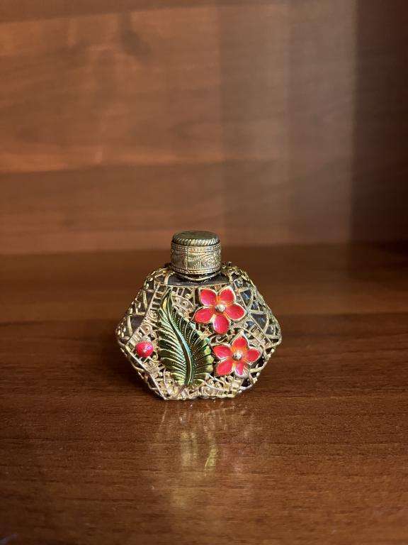 Флакон для духов. Винтаж. Чехословакия.