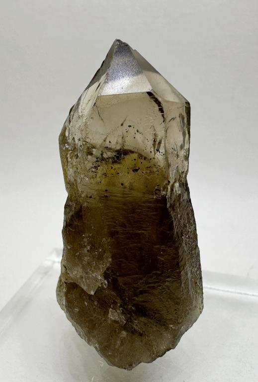 Скипетровидный кристалл дымчатого кварца с фантомом