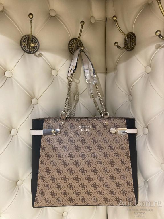 Сумка Guess