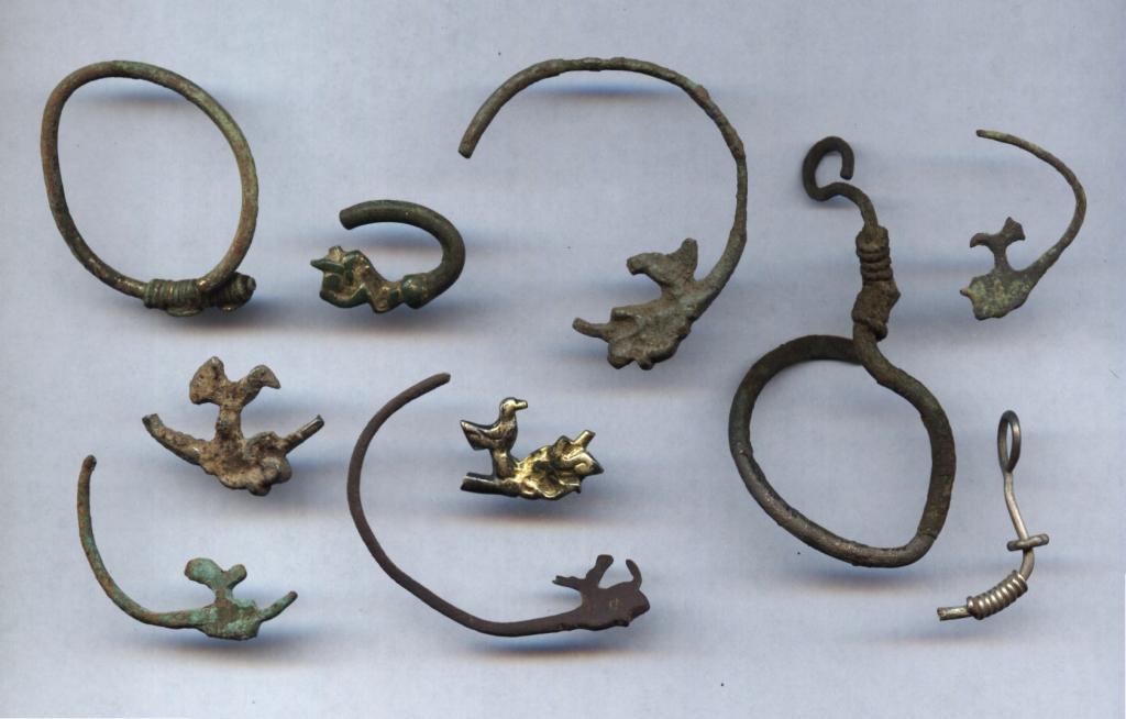 Височная подвеска серьги с птичкой 16 век !