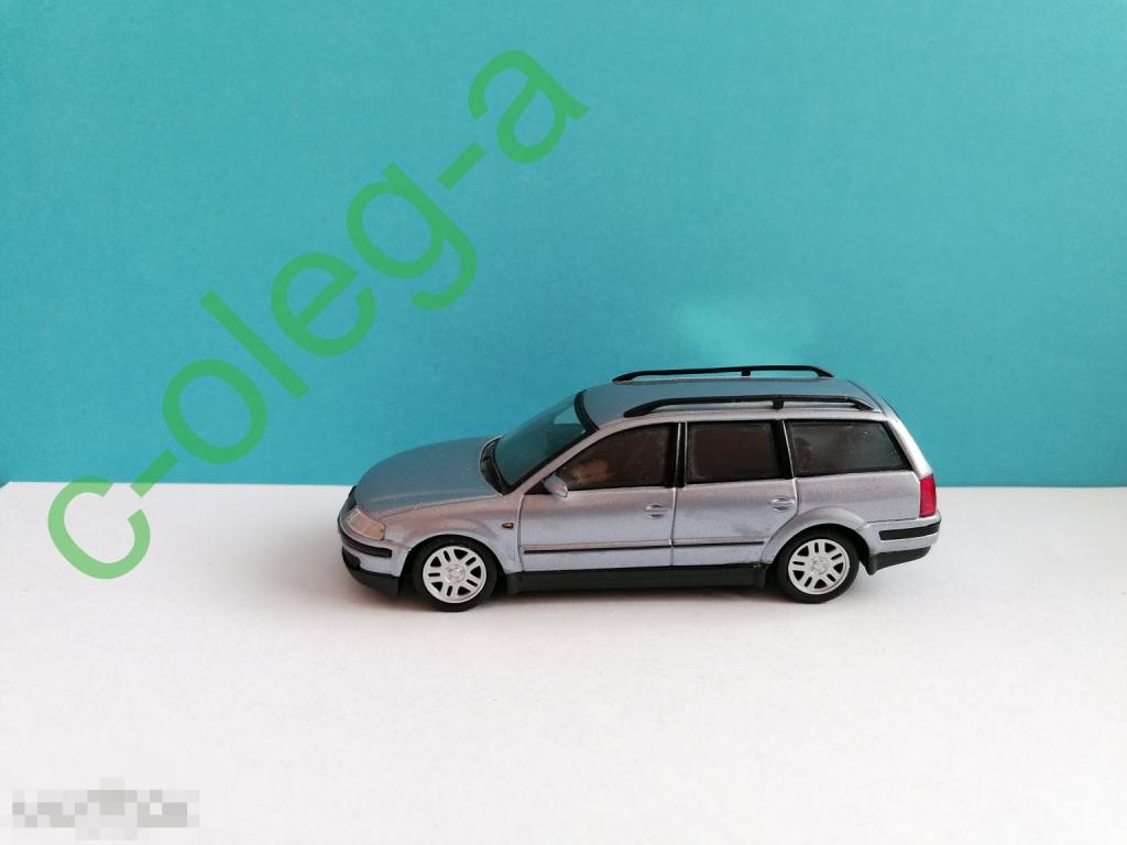 Volkswagen Passat B5 1:43  Schuco 