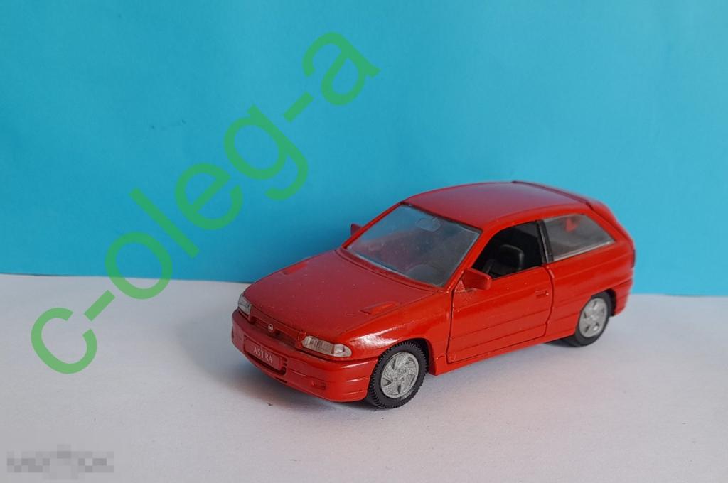 Opel Astra GTI 1:43 Gama 