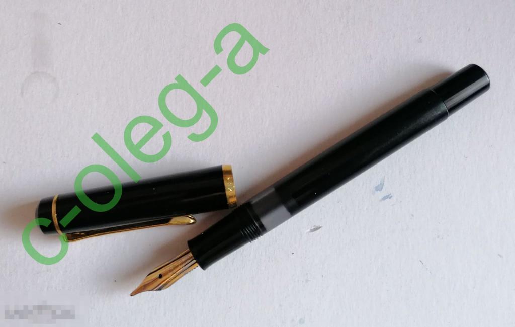 Перьевая ручка Pelikan M150  перо B 