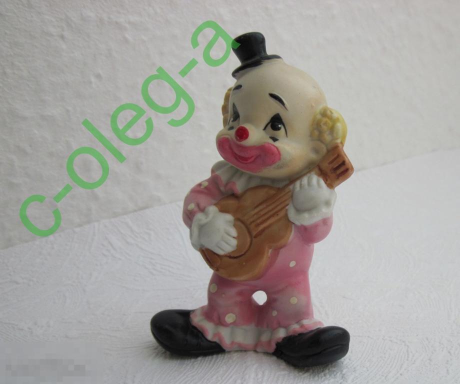 Статуэтка фигурка  Германия Фарфор Фаянс Керамика 