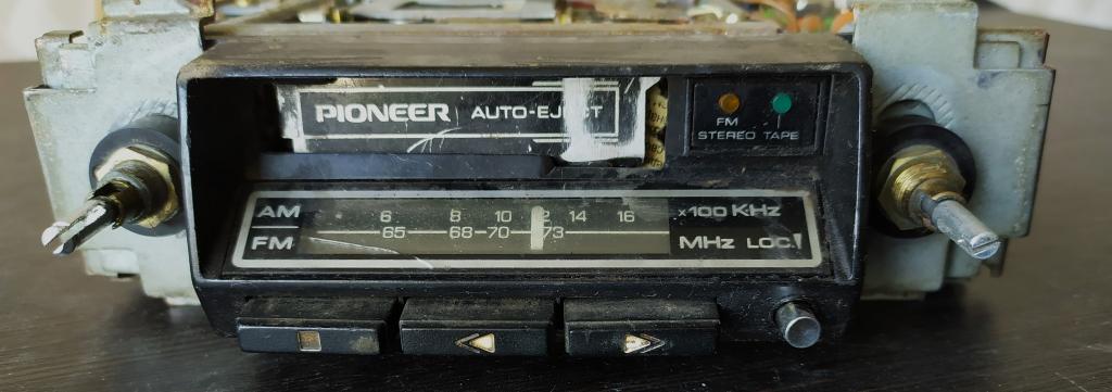 автомагнитола с кассетным ЛПМ PIONEER KP 4000B RARE в ремонт или на запчасти