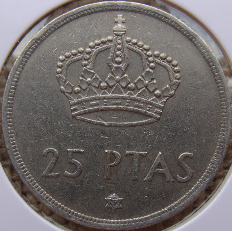 Испания 25 песет 1975 год