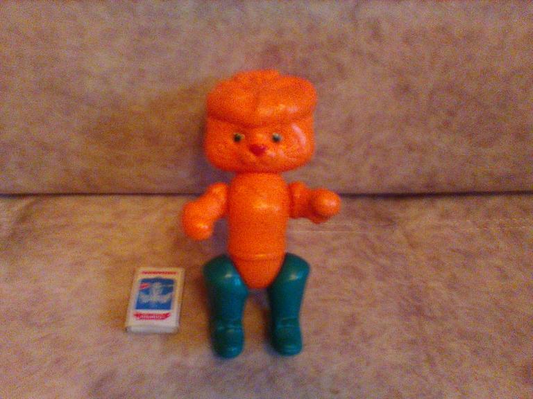 Кот в сапогах.Дутыш.Пластмасса.СССР.