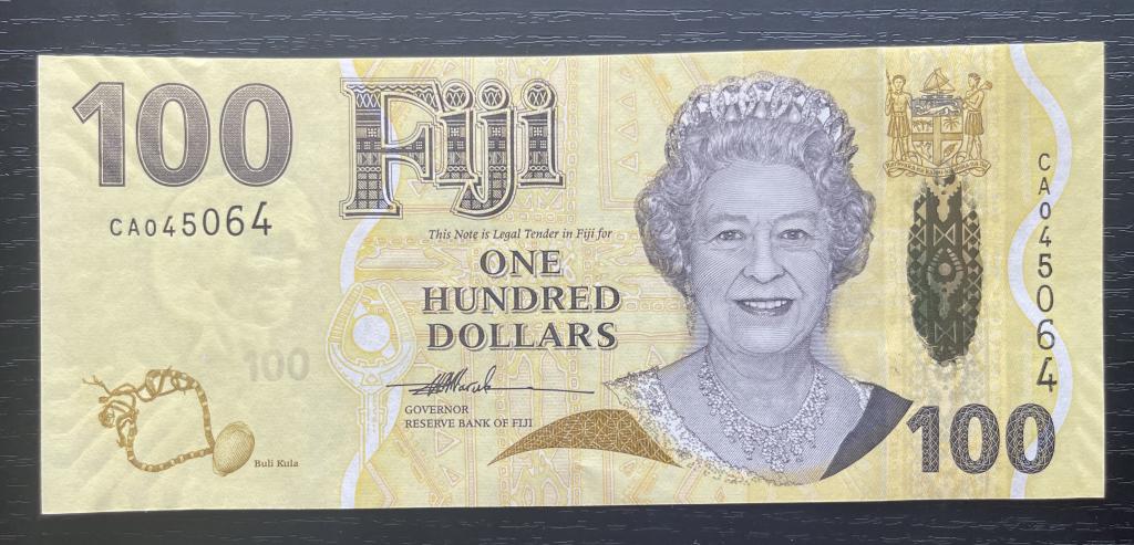 100 долларов Фиджи 2007 UNC